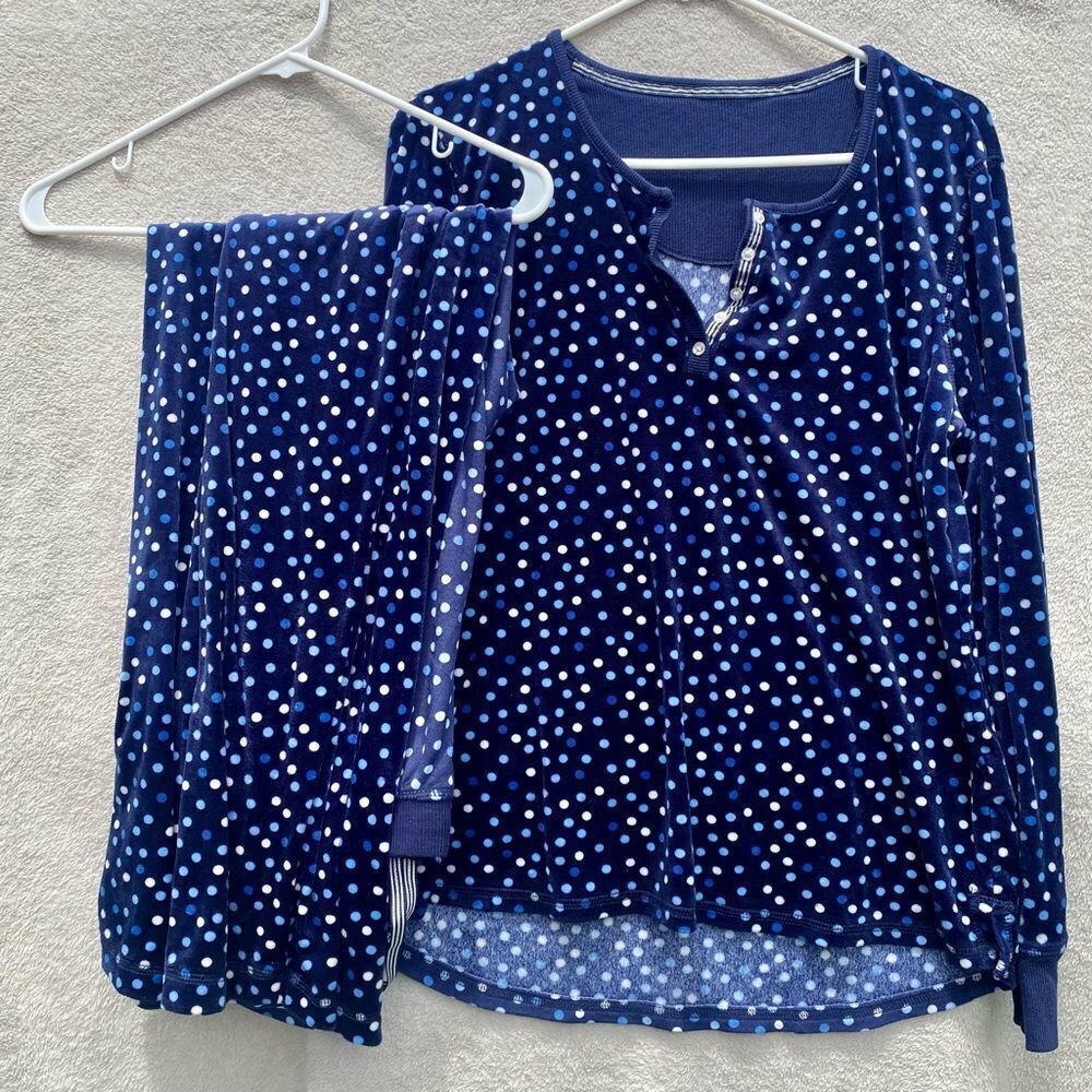 Nautica Navy blue velour pajama set XL used like new Blue and white polka dot